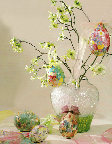 Floral Decoupaged Easter Eggs Floral Decoupaged Easter Eggs