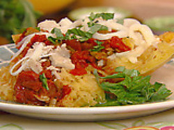 Stuffed Spaghetti Squash with Tuna Stuffed Spaghetti Squash with Tuna