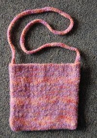 mini purse knitting patterns free Slip Stitch Felted Bag | www.strongerinc.org