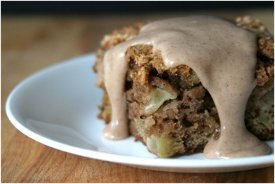 Easy Apple Cake | RecipeLion.com
