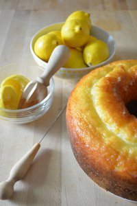 Old-Fashioned Lemon Pound Cake