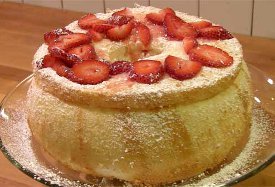 Strawberry Angel Food Dream Cake 