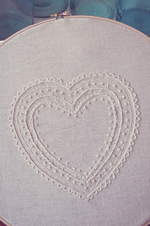 Embroidered love allfreeholidaycraftscom Embroidered love allfreeholidaycraftscom