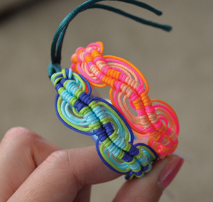 Wavy Friendship Bracelet Wavy Friendship Bracelet