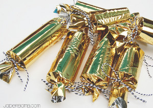 27 Ideas for How to Make Christmas Decorations That Look Like Candy