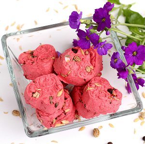 Simple DIY Seed Bombs Simple DIY Seed Bombs
