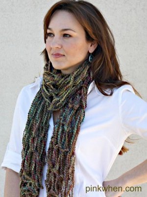 DIY Arm Knitting Infinity Scarf DIY Arm Knitting Infinity Scarf