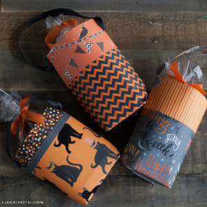 DIY Halloween Goodie Bags | AllFreePaperCrafts.com