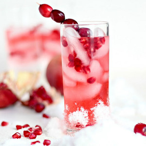 Rich Red Vodka Cranberry Cocktail Rich Red Vodka Cranberry Cocktail