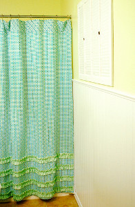 Easy Ruffled Shower Curtain Favequilts Com