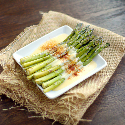 Asparagus with Cheese Sauce Asparagus with Cheese Sauce