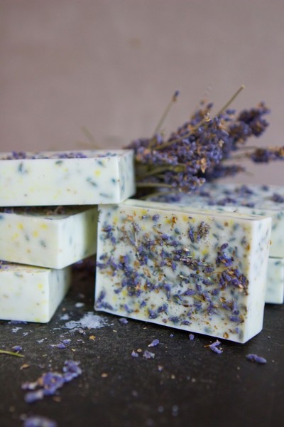 Lavender Honey Lemon DIY Soap Lavender Honey Lemon DIY Soap