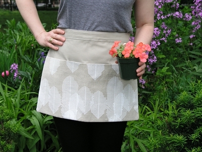 Easy Gardening Apron Easy Gardening Apron