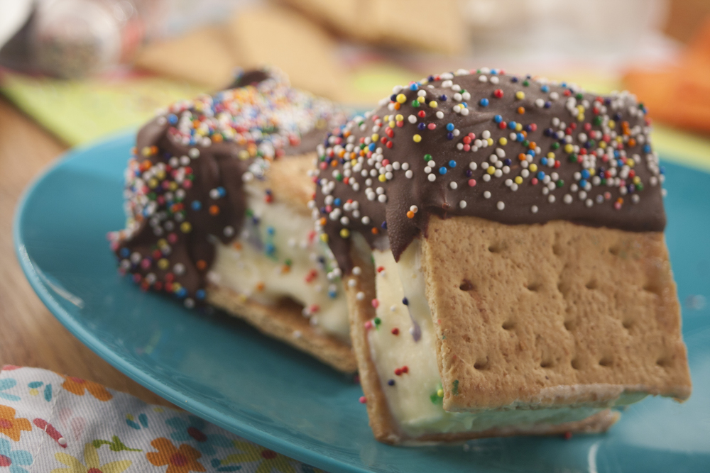Ice Cream Sandwiches | MrFood.com