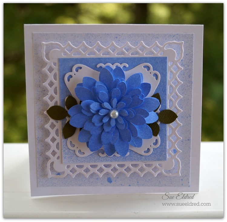 beautiful-handmade-paper-flower-favecrafts