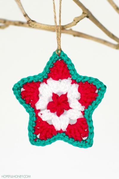 http://d2droglu4qf8st.cloudfront.net/2015/06/222609/Star-Christmas-Ornament-Crochet-Pattern-4_Large400_ID-1020909.jpg?v=1020909