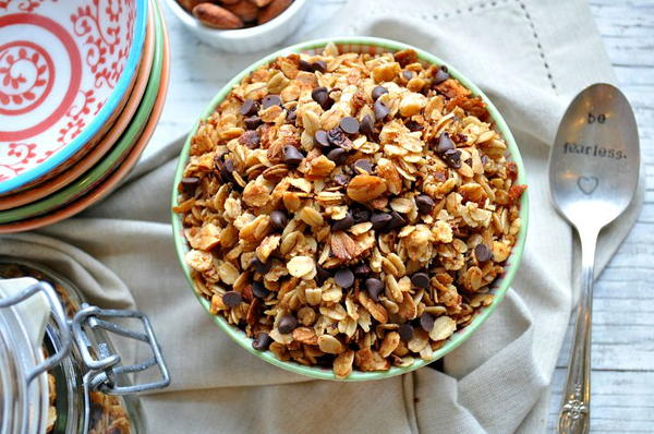 Make-Ahead Salted Caramel Almond Granola Make-Ahead Salted Caramel Almond Granola