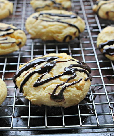 Cream Cheese Cake Mix Butter Cookies | RecipeLion.com