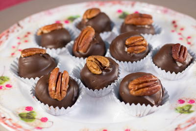 Kentucky Holiday Bourbon Balls Kentucky Holiday Bourbon Balls