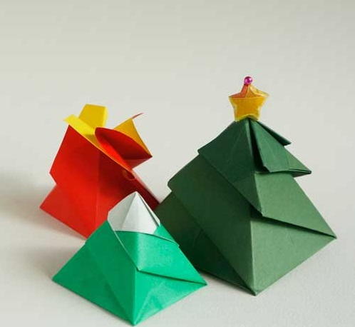 Buying christmas gifts for colleagues Christmas Tree Origami Gift Box | AllFreePaperCrafts.com