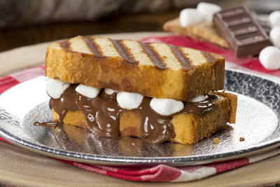 Pound Cake Smores