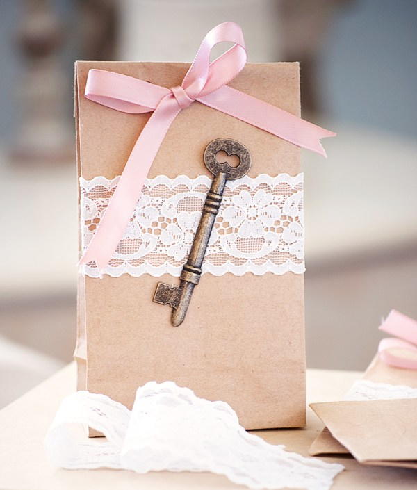 Vintage Embellished Gift Bags Vintage Embellished Gift Bags