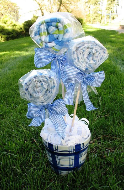 Baby Shower Gift Bouquet | AllFreeHolidayCrafts.com Baby Shower Gift Bouquet | AllFreeHolidayCrafts.com