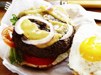 Buffalo Burger with Spicy Ketchup Buffalo Burger with Spicy Ketchup
