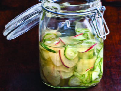 Quick Bread and Butter Apple Pickles Quick Bread and Butter Apple Pickles