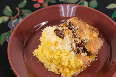 Easy Hawaiian Dump Cake Easy Hawaiian Dump Cake