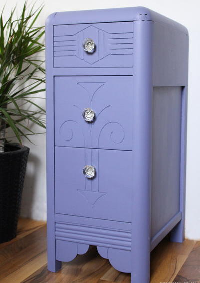 Easy Vintage Nightstand Makeover Easy Vintage Nightstand Makeover