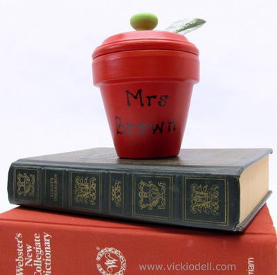 Apple a Day Teacher Gift Idea Apple a Day Teacher Gift Idea