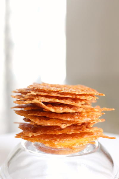 Healthy Baked Cheese Crisps | FaveHealthyRecipes.com