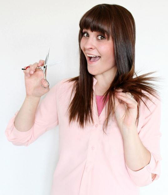 How to Cut Your Split Ends Like a Pro How to Cut Your Split Ends Like a Pro