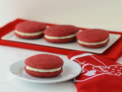 Red Velvet Sandwich Cookies Red Velvet Sandwich Cookies