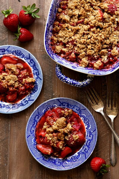 Strawberry, Raspberry, and Rhubarb Crisp Strawberry, Raspberry, and Rhubarb Crisp