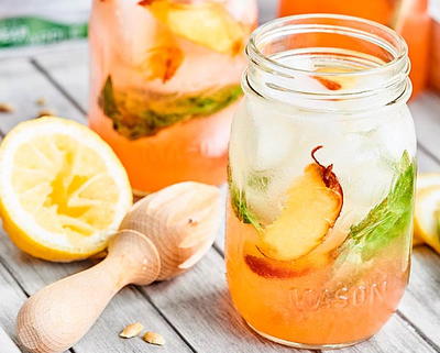 Peach Lemonade White Wine Spritzer Peach Lemonade White Wine Spritzer