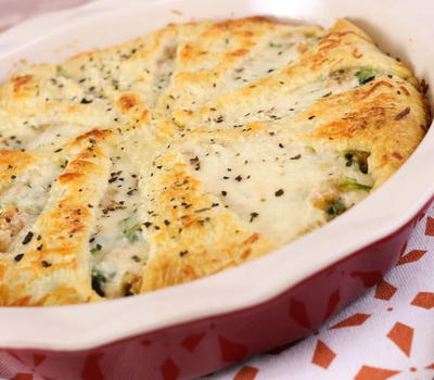 Chicken Alfredo Crescent Casserole Chicken Alfredo Crescent Casserole