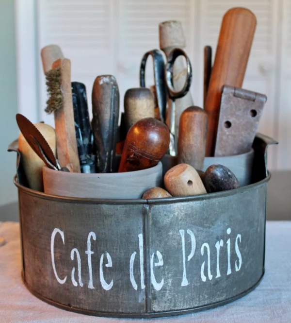 Recycled DIY Organizing Caddy Recycled DIY Organizing Caddy