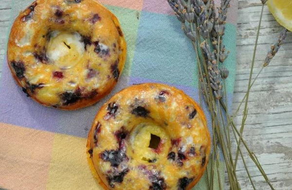 Lemon Blueberry Donuts with Lavender Essential Oil Lemon Blueberry Donuts with Lavender Essential Oil