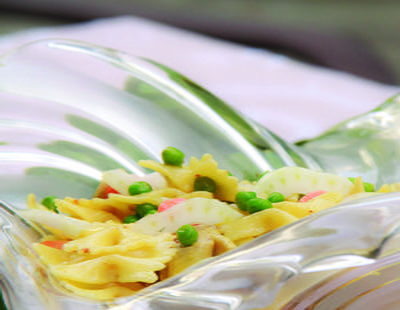 Farfalle Salad with Shaved Fennel Fresh Peas Quartered Artichokes and Mango-Dijonnaise Farfalle Salad with Shaved Fennel Fresh Peas Quartered Artichokes and Mango-Dijonnaise