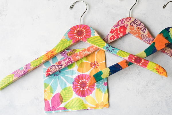 The completed decoupage hangers. The completed decoupage hangers.