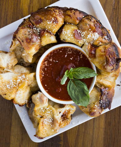Pizza Pull-Apart Bread Pizza Pull-Apart Bread