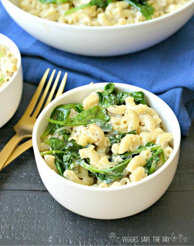 Mac and Cheese with Garlic Spinach Mac and Cheese with Garlic Spinach