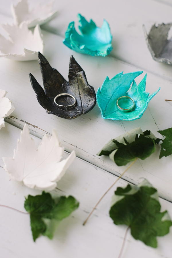 DIY Clay Leaf Jewelry Dish DIY Clay Leaf Jewelry Dish