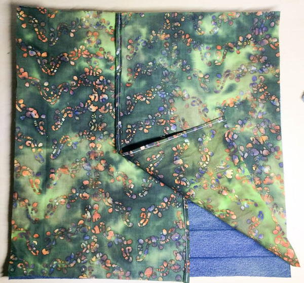 DIY Denim Traditional Log Cabin Block Pocket Pillow DIY Denim Traditional Log Cabin Block Pocket Pillow