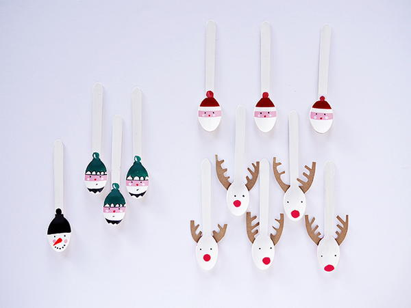 Festive Painted Plastic Spoon Craft Festive Painted Plastic Spoon Craft
