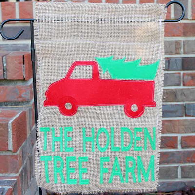 DIY Personalized Christmas Flag DIY Personalized Christmas Flag