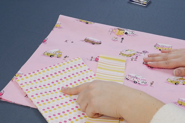 Magic Pillowcase Instructions (Video Tutorial) | AllFreeSewing.com