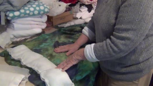 Simple DIY Weighted Blanket Tutorial Simple DIY Weighted Blanket Tutorial